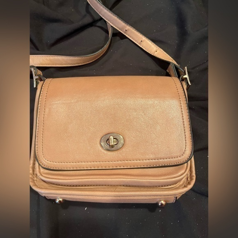 Urban Expressions‎ Crossbody